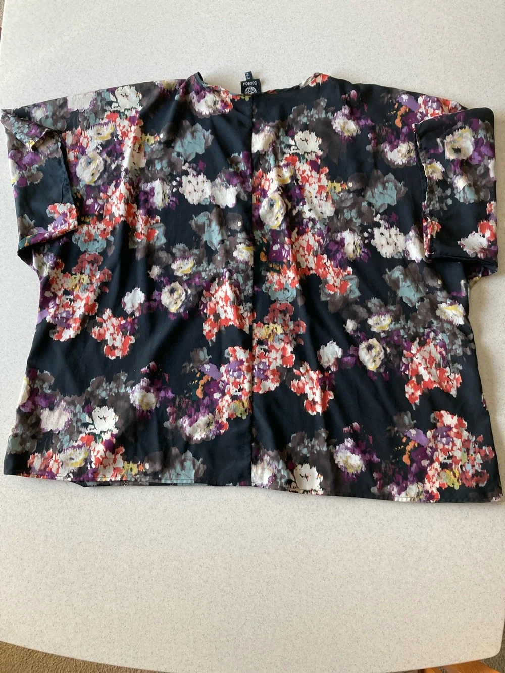 Bobeau Black Floral Wrap-Style V-Neck Blouse - Picture 4 of 10